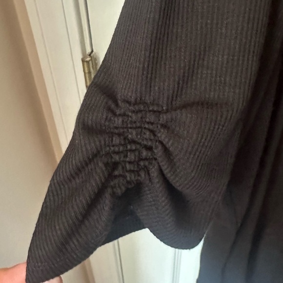 Maurices Black Short Sleeve Top - Picture 4 of 4